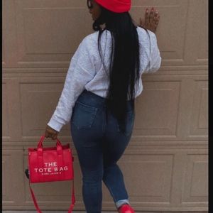 Meet your Posher, Mia